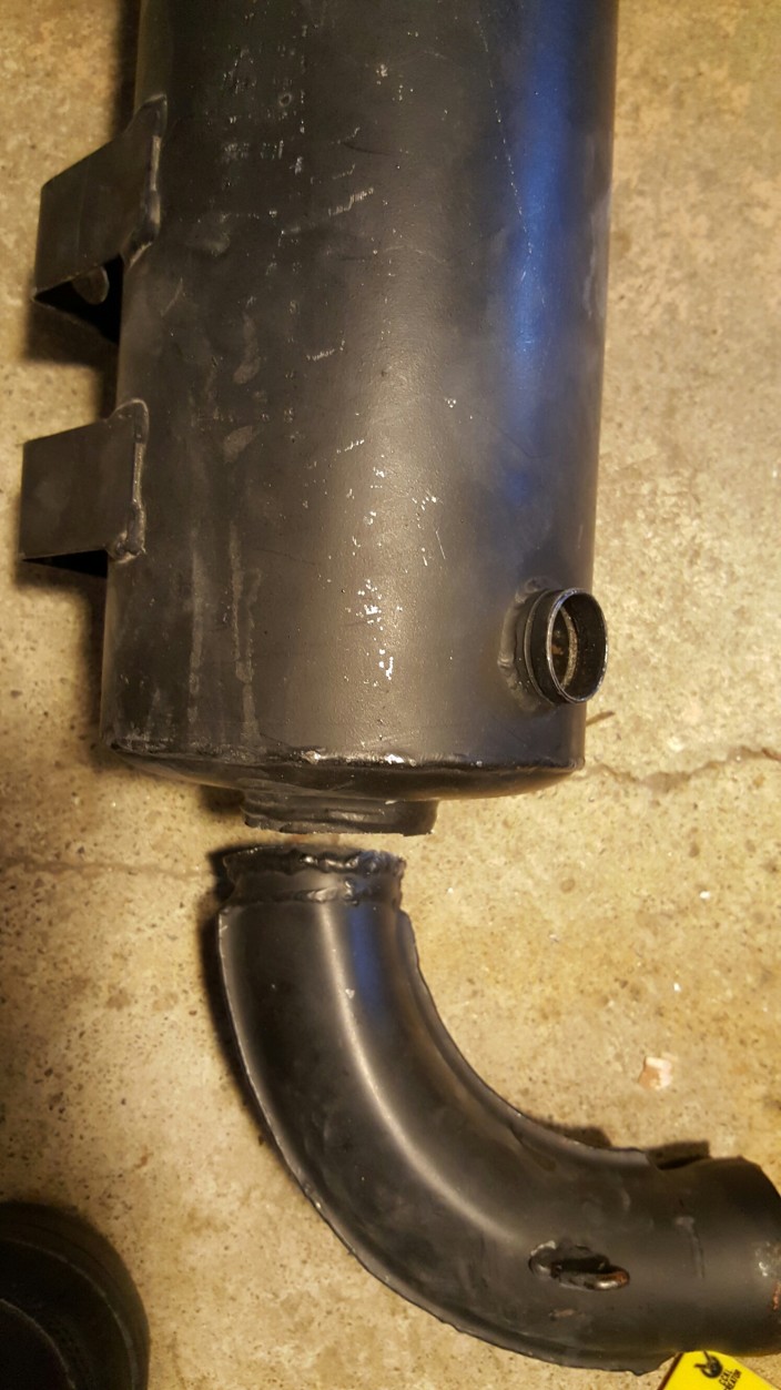 Removed 90° pipe from muffler